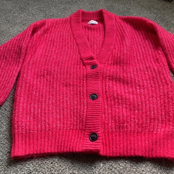 Universal Thread Sweater - Picture 3 of 9